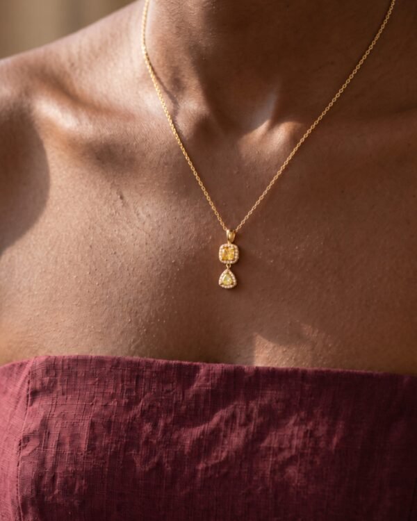 Hespea pendentif vintage