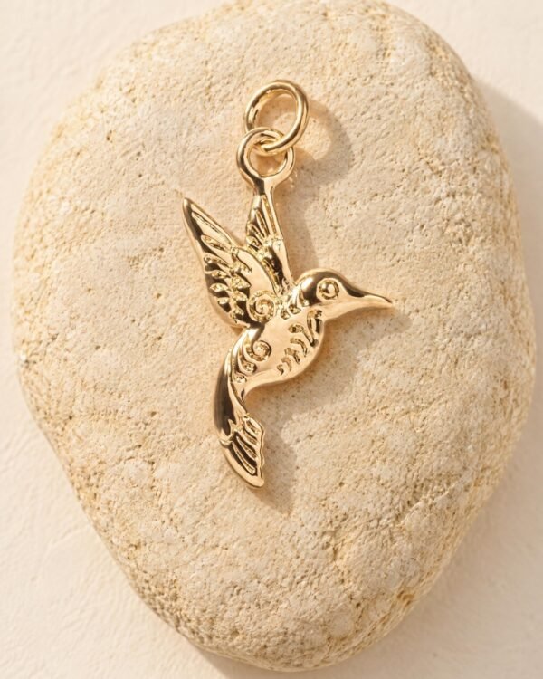 Kalina pendentif colibri plaqué or Cénélia