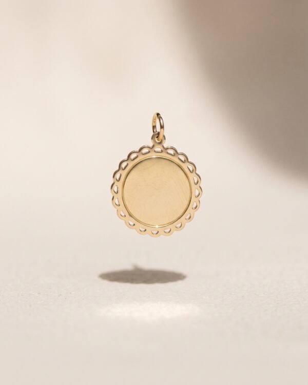 Livia pendentif à graver médaille gravure Cénélia