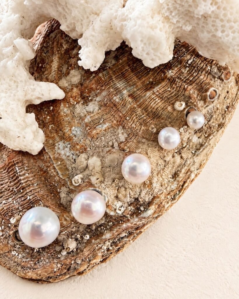 boucles d oreilles perles d eau douce vraies plaqué or Cénélia Perna